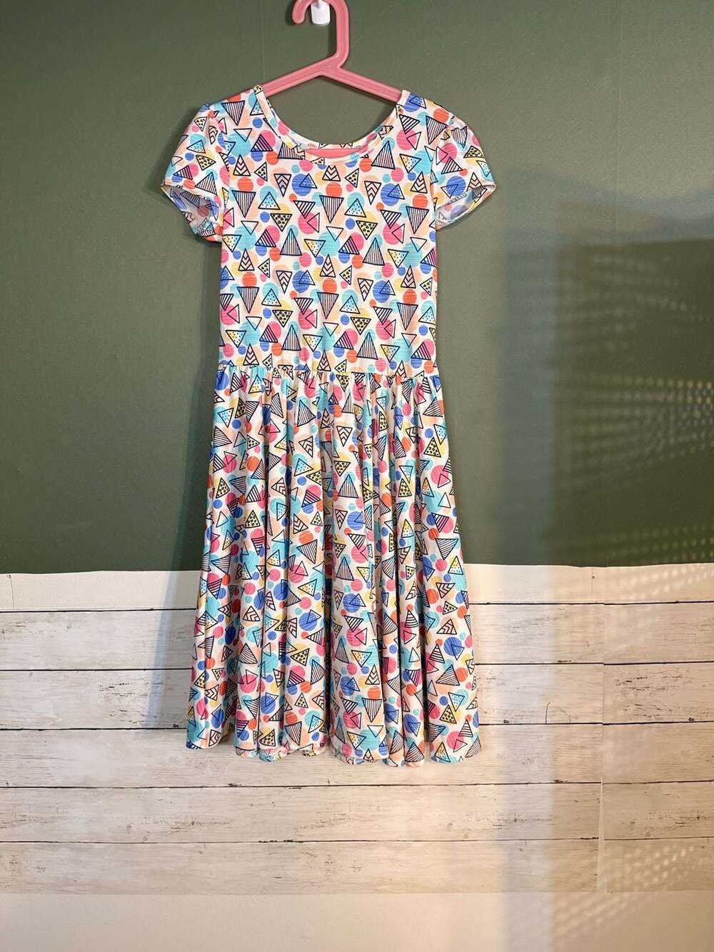 NWT DotDotSmile Girls 8/10 Short Sleeve Empire Waist Geometric Twirl Dress‎
